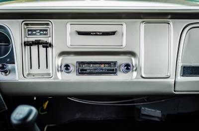 Legacy Classic Trucks Inventory - 1966 Chevy Suburban Custom - Image 46